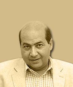 الأستاذ طارق الشناوي