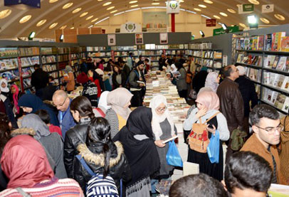 الدار البيضاء للكتاب يطوي صفحته الرابعة والعشرين بنصف مليون زائر